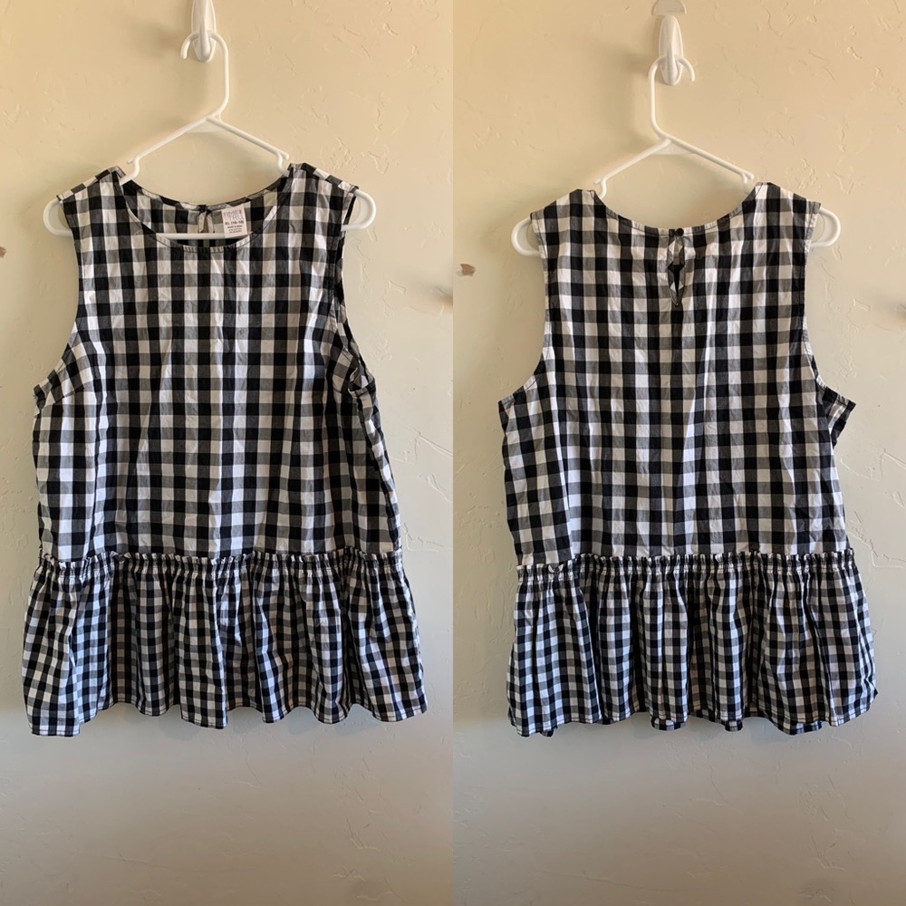🏝 Plus size Gingham peplum tank top
